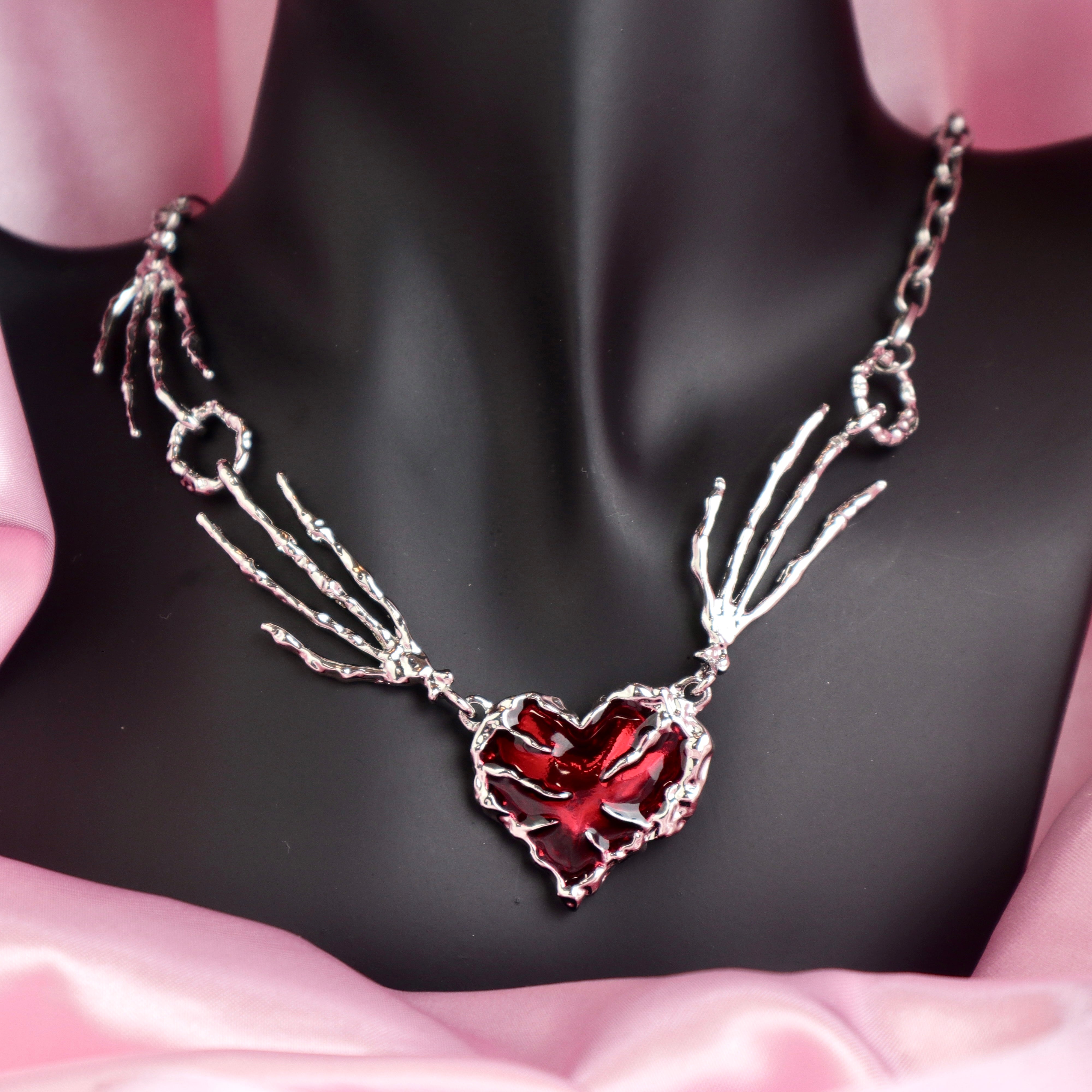 Red heart Punk Choker Fashion Necklaces 